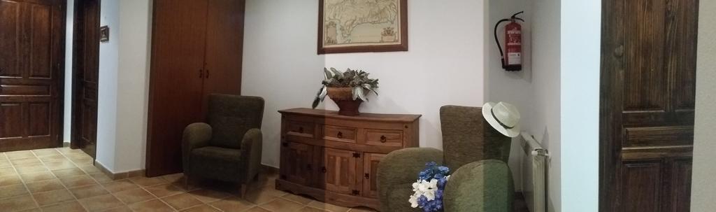 Hostal Rural La Casa Verde Cheles Exteriör bild